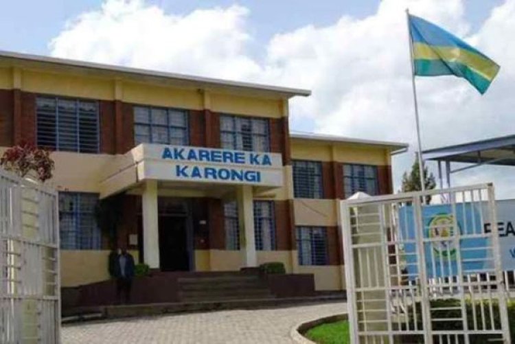 Karongi: Umwarimu yishwe atewe  icyuma azira umwenda w'ibihumbi 18