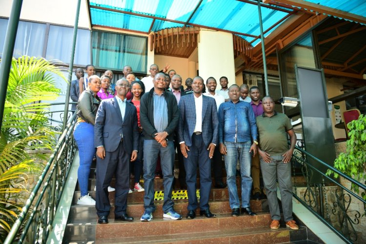 Abanyamakuru barasabwa gukoresha imvugo idasesereza umwana