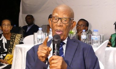 Mu myaka 100 Nabonye ibyiza, nabonye ibibi  bikorwa, nabonye ubugome nabonye ubwicanyi. Pastor Mpyisi