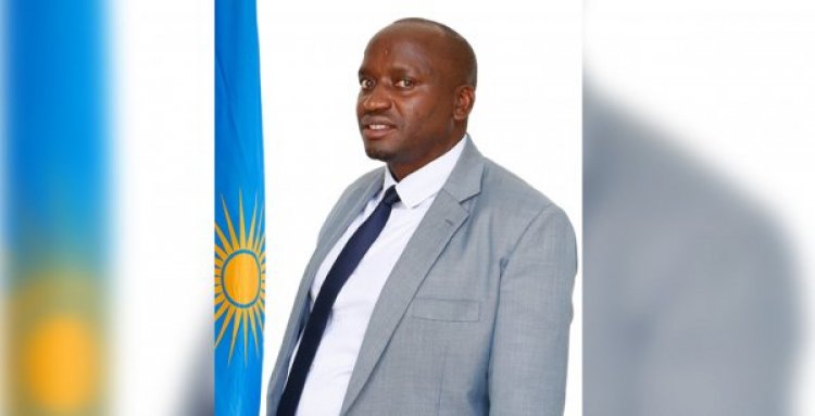 Wamudepite  wabaswe n'ubusinzi yamenyekanye ahita anisabira kwegura