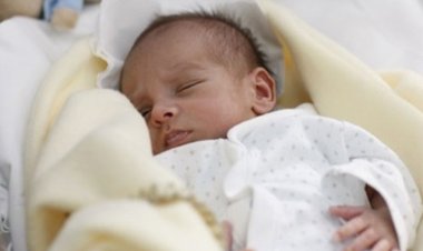 Bibye Uruhinja rw'ukwezi kumwe baje gusura nyina uri ku kiriri