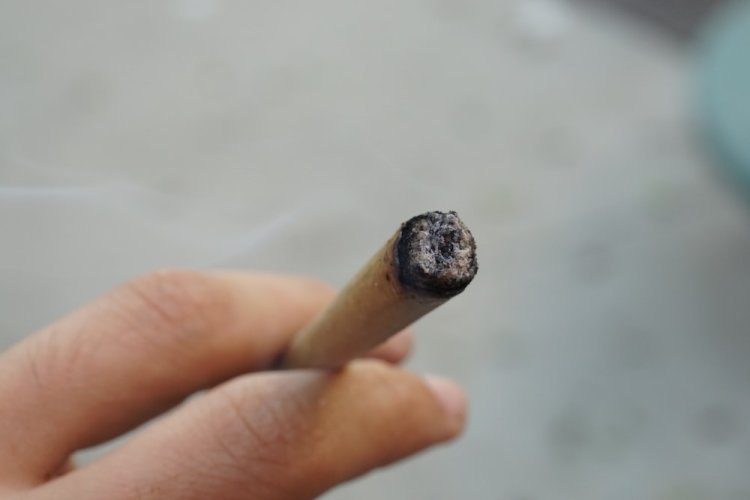 Umusirikare yarashwe nyuma yo kubaza umugenzi impamvu anywa Urumogi   ku mugaragaro