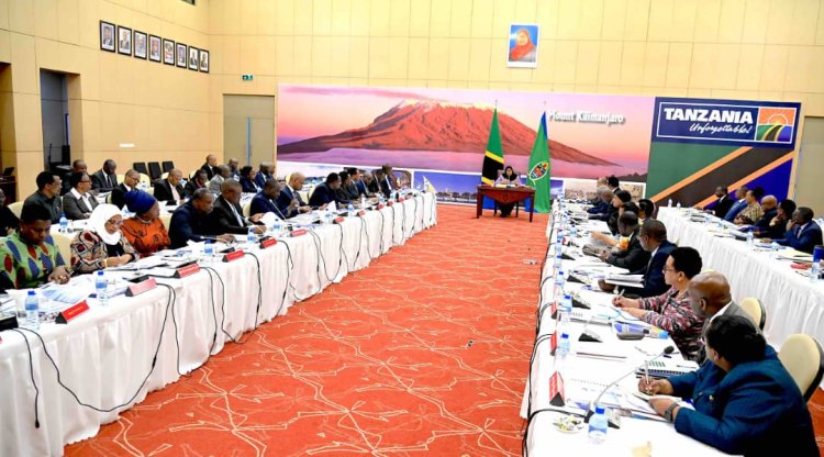 Perezida ayoboye inama ya ba Minisitiri