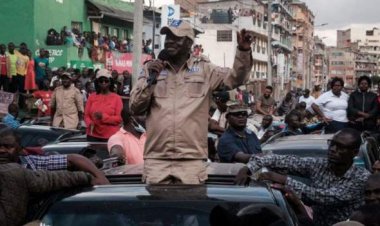 "Tuzajya dukora imyigaragambyo kabiri mucyumweru" Odinga