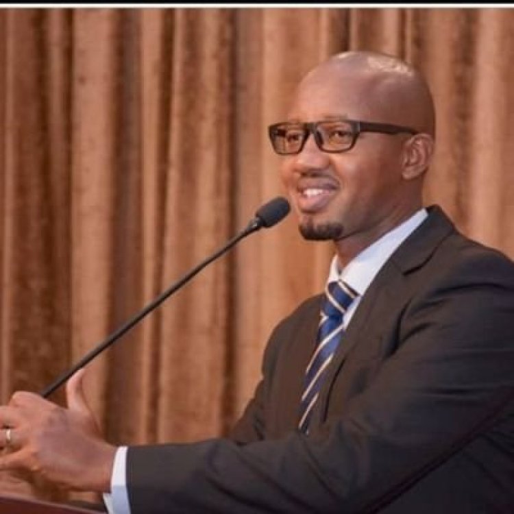 "Turi mu ngamba ubutaha tuzesa imihigo neza" Mayor Bruno