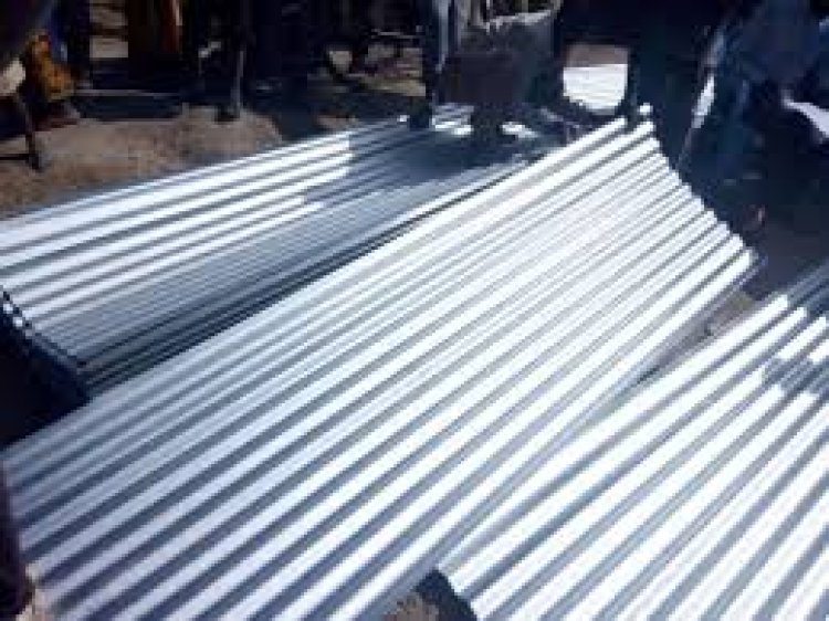 Abaminisitiri 22 bagiye kwirukanwa bazira kurya Amabati