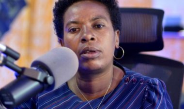 "Guca imyeyo nta hohoterwa ririmo, biriya ni umuco ni nkogutega Amasunzu" Hon Mukabunani"