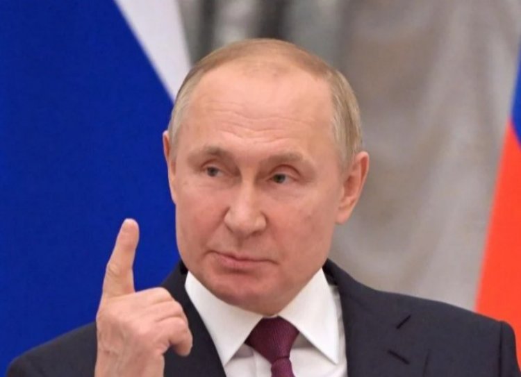 Putin yahaye impano y'indege Perezida Emmerson