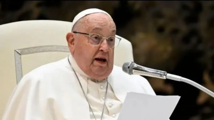 Papa Francis ararembye