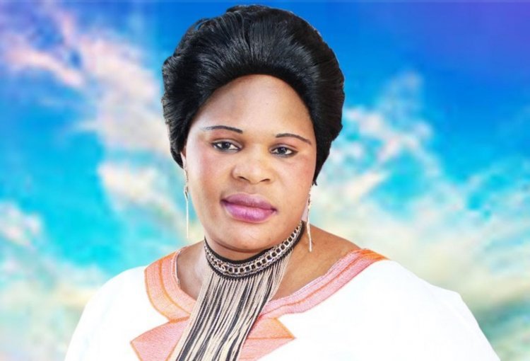 Umwami Zumaridi yatawe muriyombi azira kuvuga  ko  ari Imana