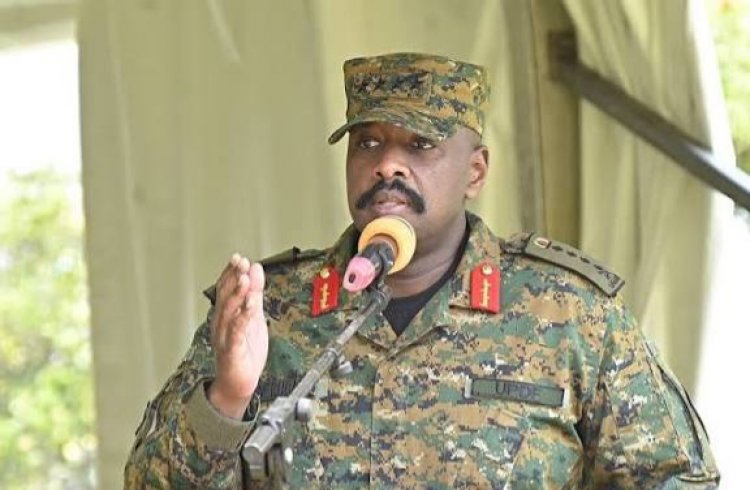 Ndaburira abanya-Kenya bose!" – Gen. Muhoozi Kainerugaba
