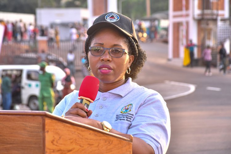 Meya yamaganye umwarimu bikekwa ko yibye ibiryo by'abanyeshyuri